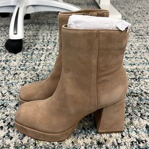 Brand new dolce vita boots size 6